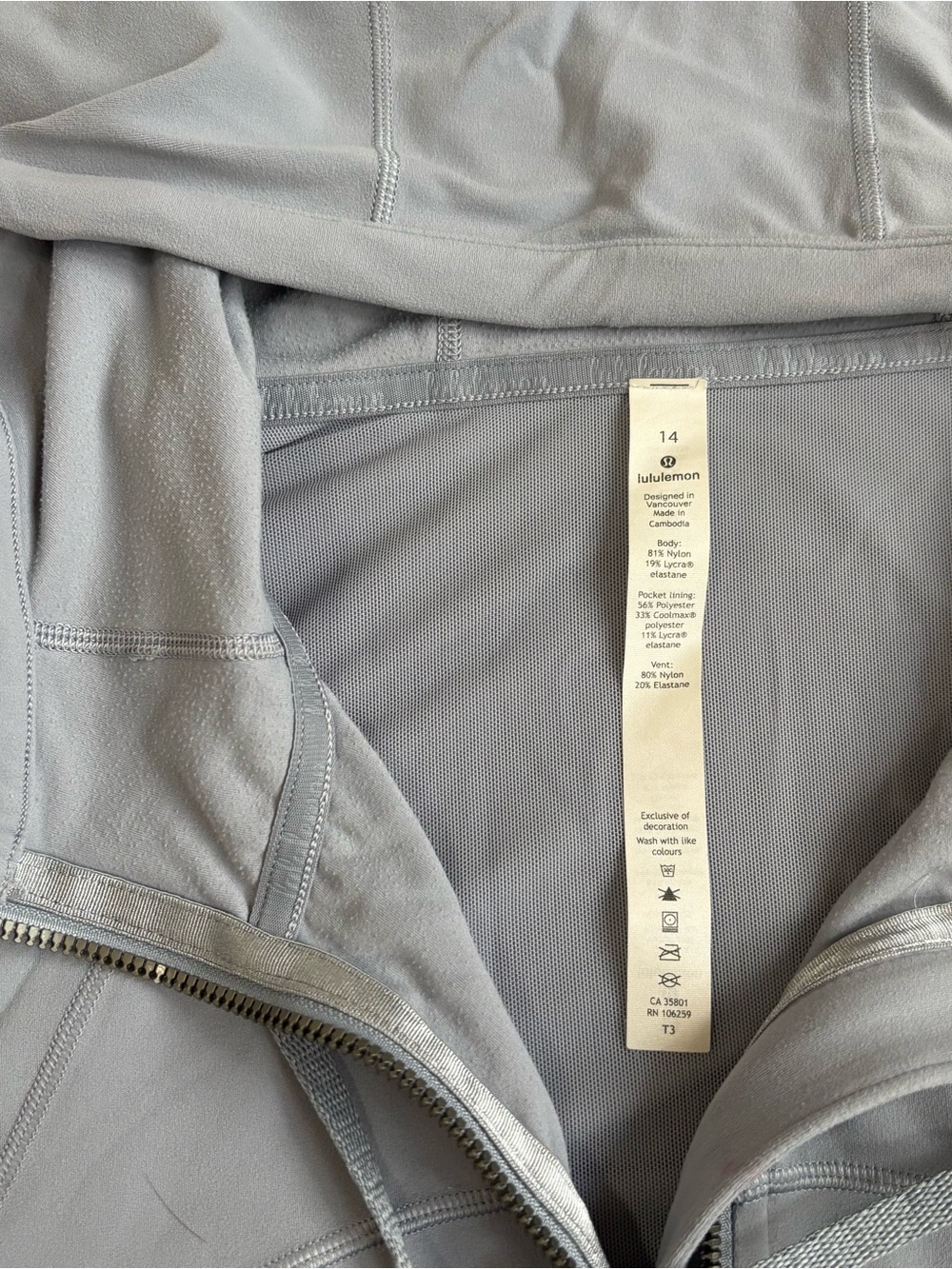 lululemon Athletica Light Gray Full-Zip Hoodie - Picture 5 of 8